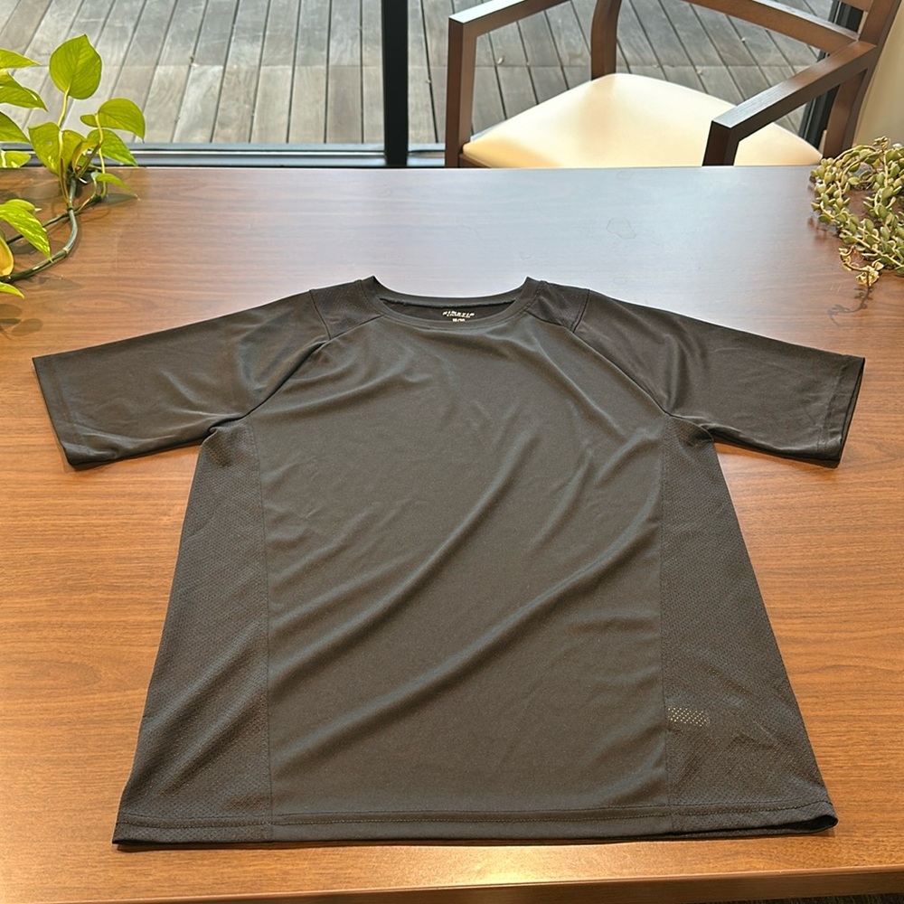Kinetic by Class Club t-shirt